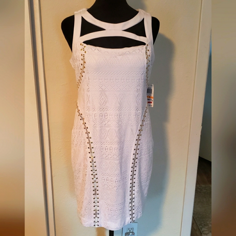 Thalia Sodi White Sleeveless Dress With Gold Embellishments